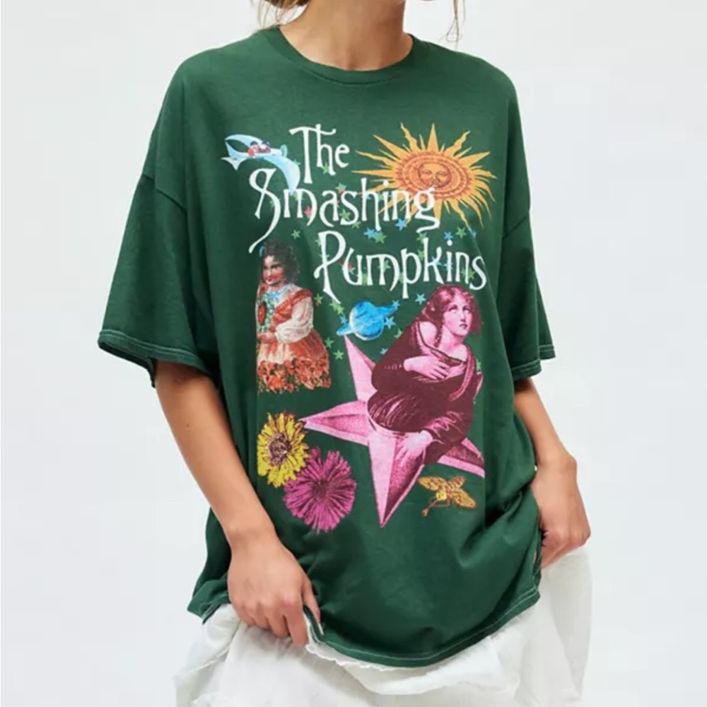 ISO Urban Outfitters Green Graphic Tee